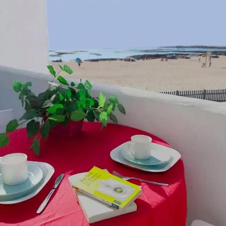 Lightbooking Los Lagos El Cotillo Bagian luar foto